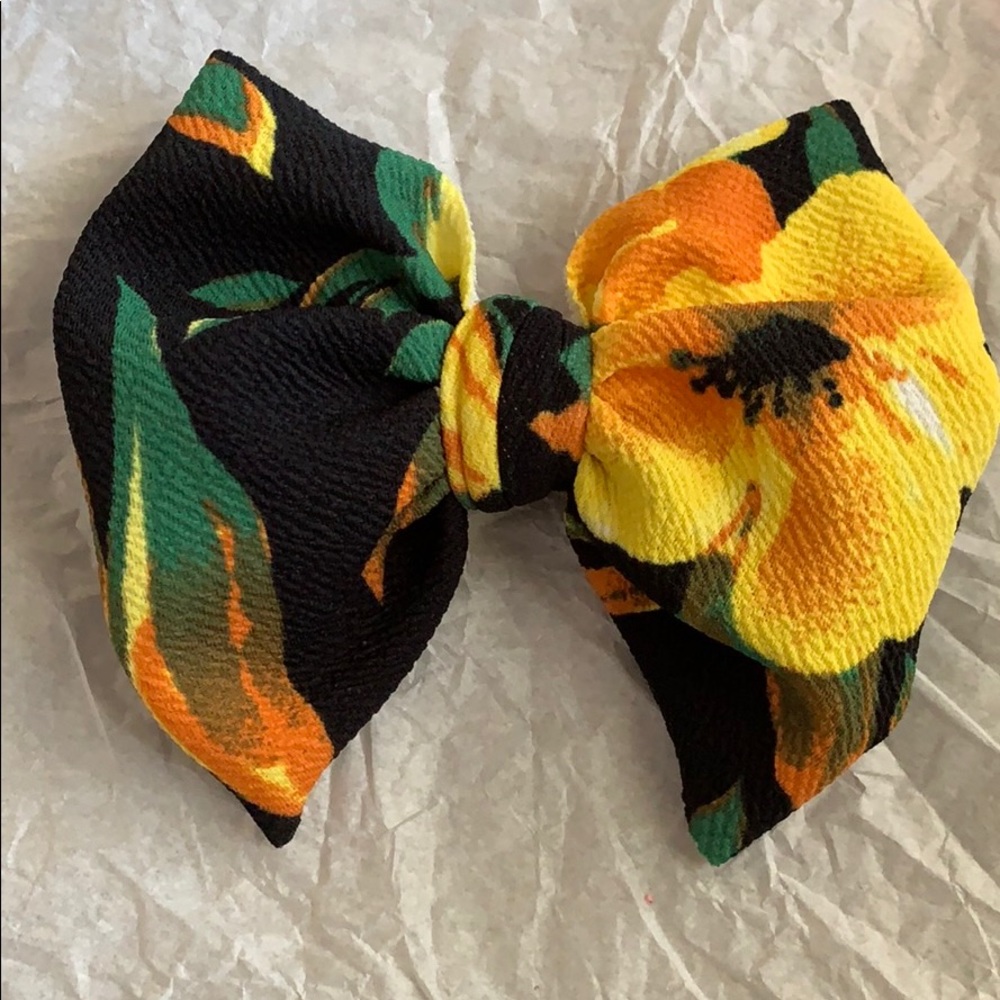Yellow floral bow